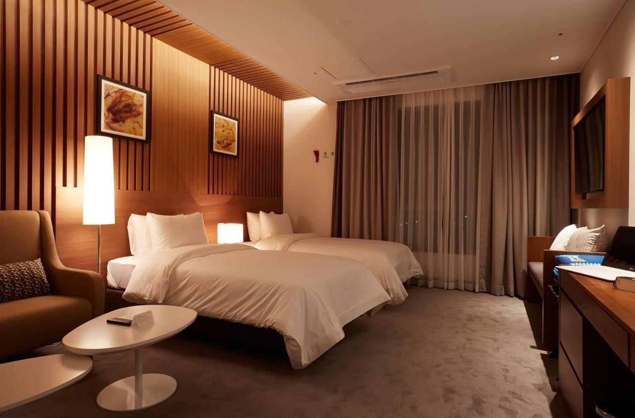 Osong H Hotel Sejong City Cheongju Extérieur photo