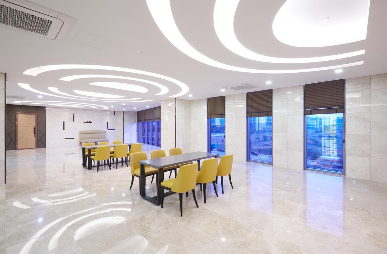 Osong H Hotel Sejong City Cheongju Extérieur photo