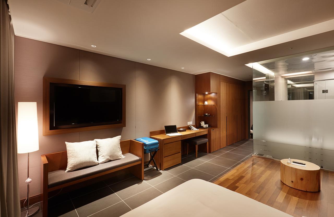 Osong H Hotel Sejong City Cheongju Extérieur photo