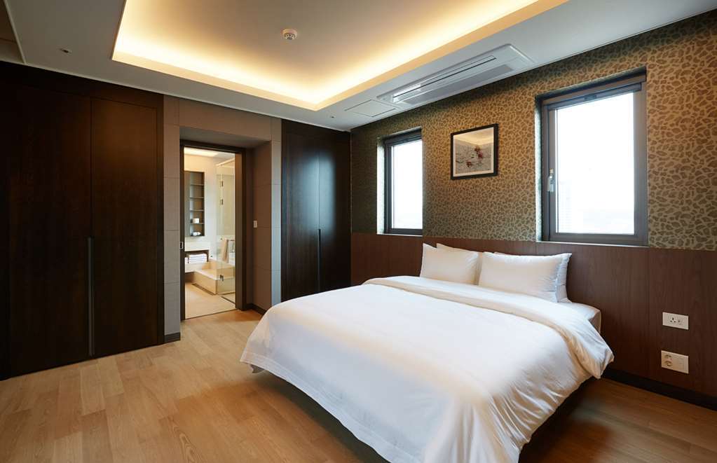 Osong H Hotel Sejong City Cheongju Chambre photo